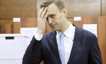 Incautan algunos bienes del activista opositor Navalny tras una orden judicial rusa