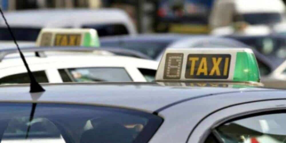 ✅ ¿Qué pasos se deben seguir para conducir un taxi en España? ✅