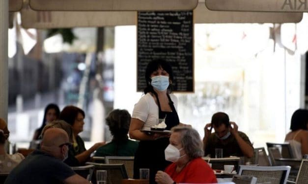 El sector hostelería reabre en Cataluña tras cinco semanas de cierre