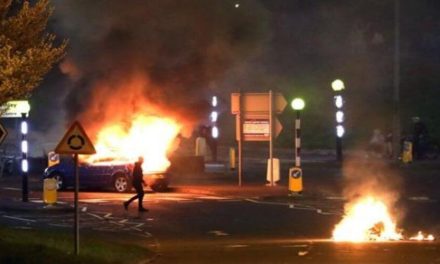 Continúan en aumento los disturbios en Irlanda del Norte por el Brexit y la pandemia