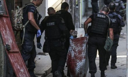 25 muertos dejó una operación policial contra traficantes de drogas en Río de Janeiro