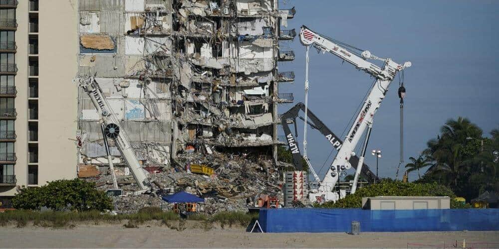 encuentran-tres-cadaveres-entre-los-escombros-del-edificio-derrumbado-en-miami-champlain-towers-aliadoinformativo.com