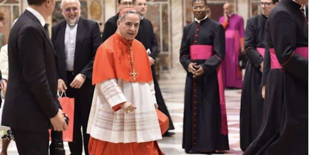 vaticano-cardenal-becciu-sigue-defendiendose-ante-juicio-en-su-contra-por-corrupcion-financiera-audiencia-juicio-aliadoinformativo.com