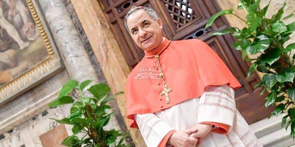 Vaticano: Cardenal Becciu sigue defendiéndose ante juicio en su contra por corrupción financiera
