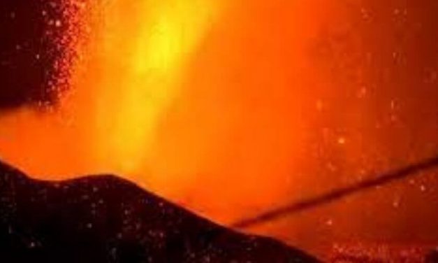 Surgen nuevas bocas en el volcán de La Palma y se verán más a lo largo de los días