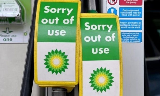 Suspendida en Reino Unido la ley de competencia que facilita el suministro de combustible