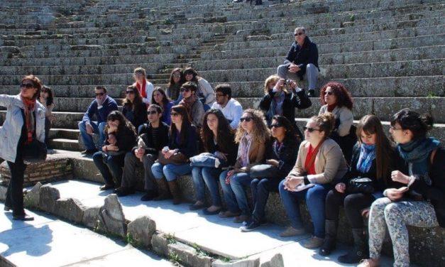 ✅ ¿Qué se necesita para ser guía turístico en España? ✅