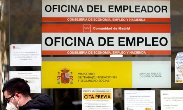 Cae el número de parados por vez primera en octubre marcando récord de afiliación