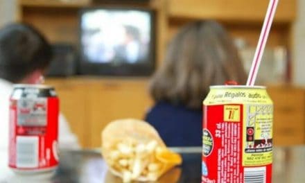 Decreto Consumo prohíbe a famosos e influencers publicitar alimentos y bebidas para menores