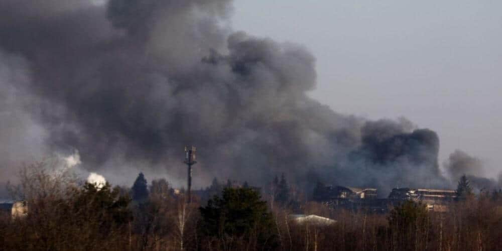 guerra-en-ucrania-alertan-de-explosiones-en-leopolis-y-las-fuerzas-rusas-sigue-atacando-en-mariupol-misiles-aliadoinformativo.com
