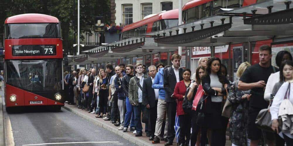 Londres-se-paralizo-por-huelga-del-transporte-urbano-para-exigir-subidas-salariales