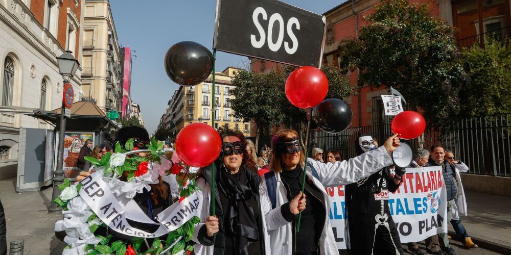 Madrid-conflicto-en-la-sanidad-se-extiende-y-los-medicos-inician-huelga-por-dos-dias-huelgas-protestas-aliadoinformativo.com