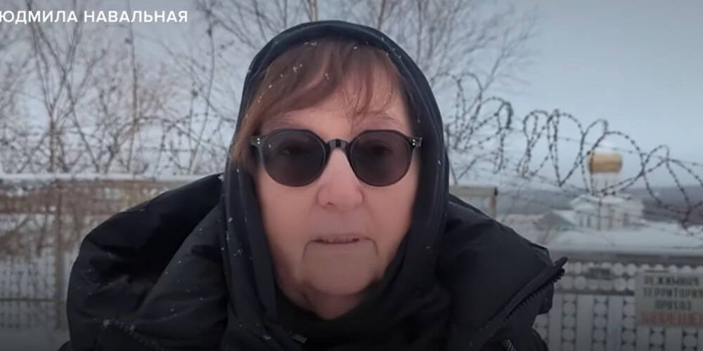 Madre de Navalni demanda a las autoridades rusas para que devuelvan el cuerpo de su hijo