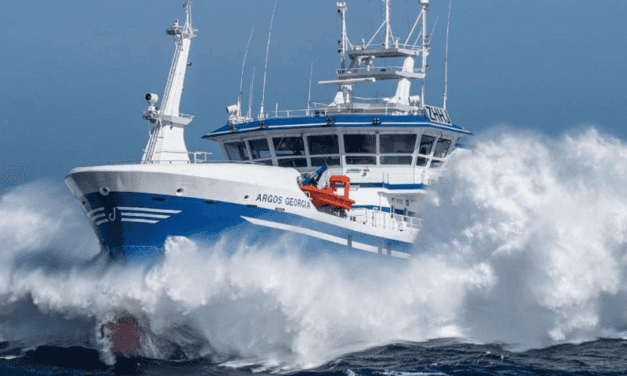 27 náufragos tras hundimiento de un pesquero frente a las islas Malvinas, entre ellos 10 españoles