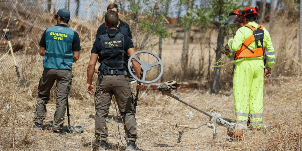 Guardia Civil analiza un cuchillo hallado en Mocejón cerca de la casa del presunto asesino