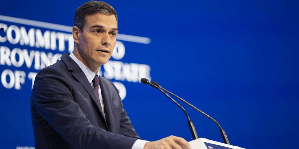 Registro de objetores de aborto: Sánchez urge a 4 comunidades a cumplir la ley de plazos
