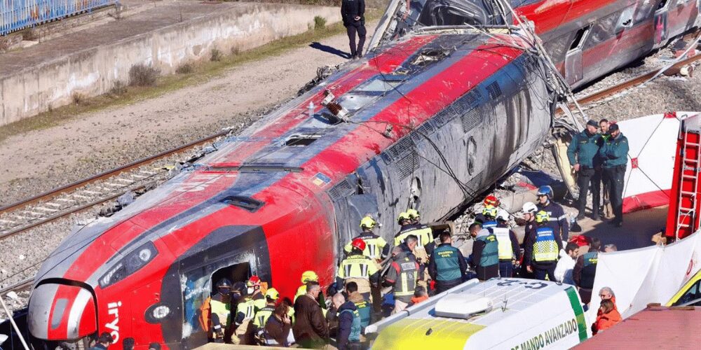 Accidente de tren en Adamuz: 39 fallecidos y 150 heridos tras el descarrilamiento